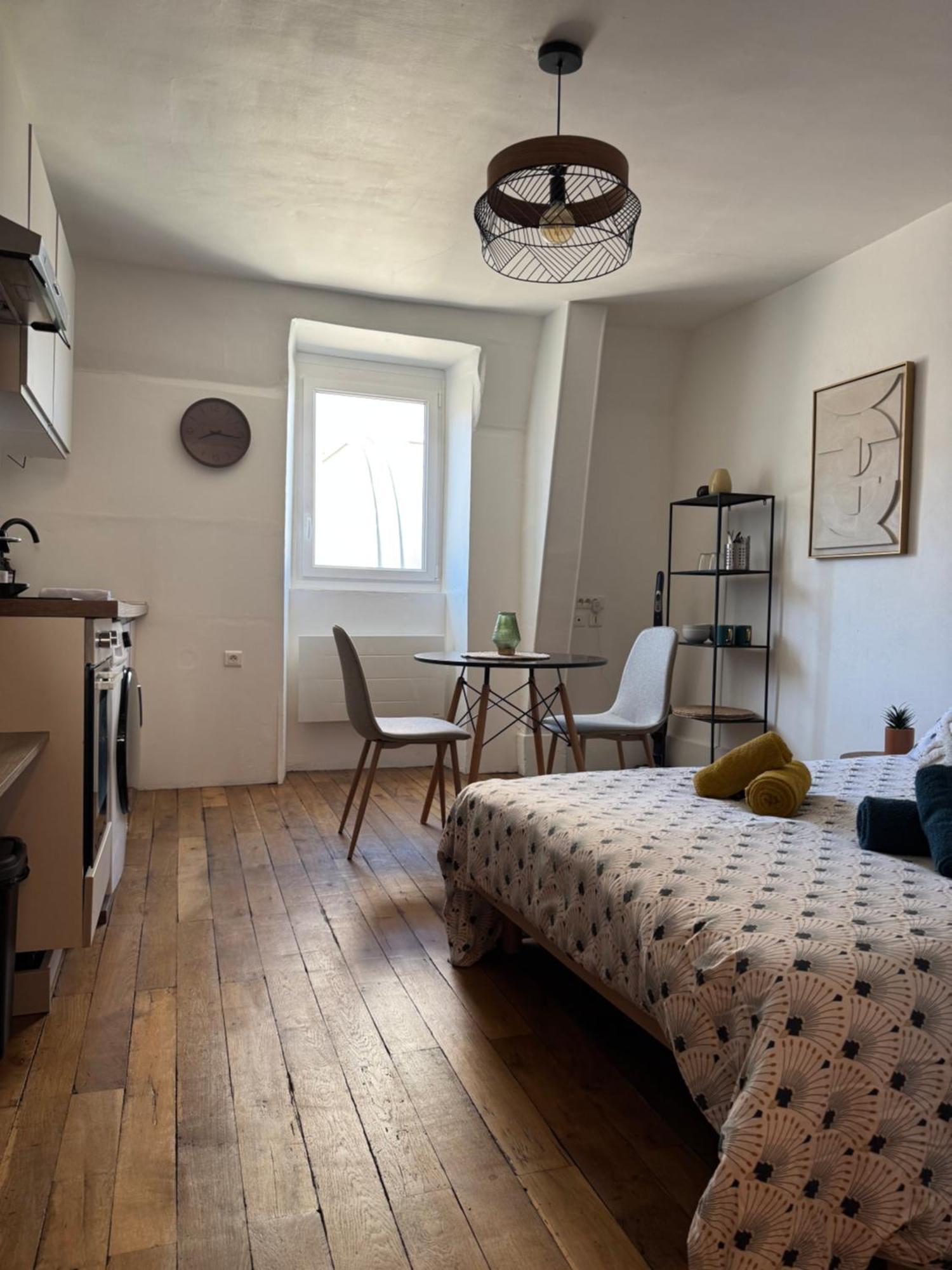 Au Coeur De Apartment Bourges